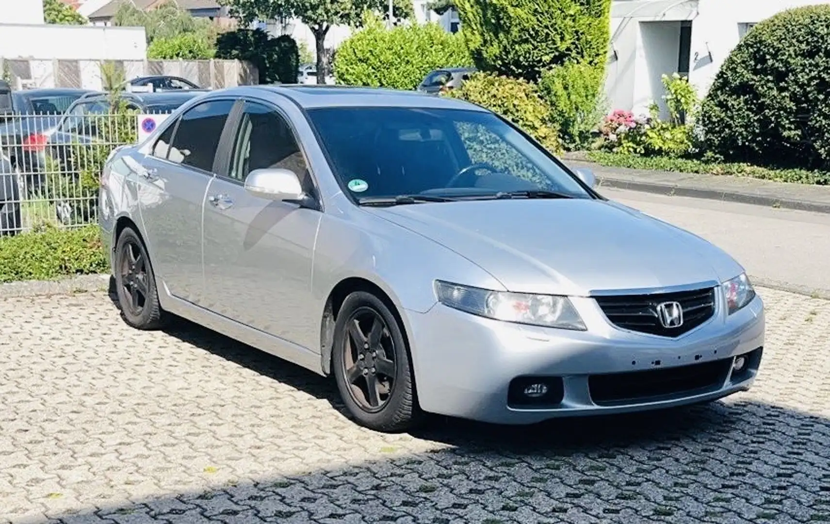 Honda Accord 2.4 Executive Grau - 1