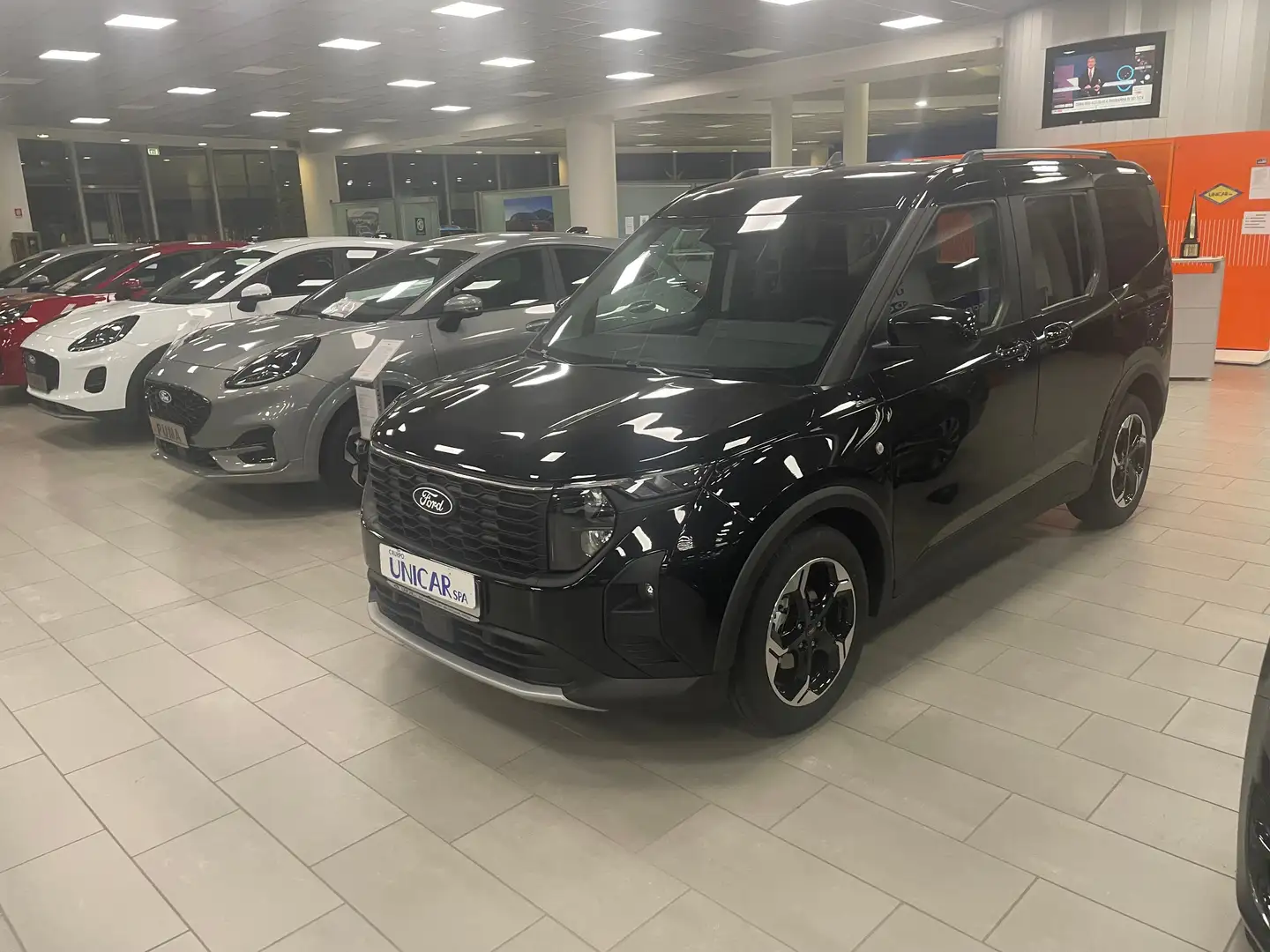 Ford Tourneo Courier ACTIVE 1.0 ECOBOOST 125CV Schwarz - 1