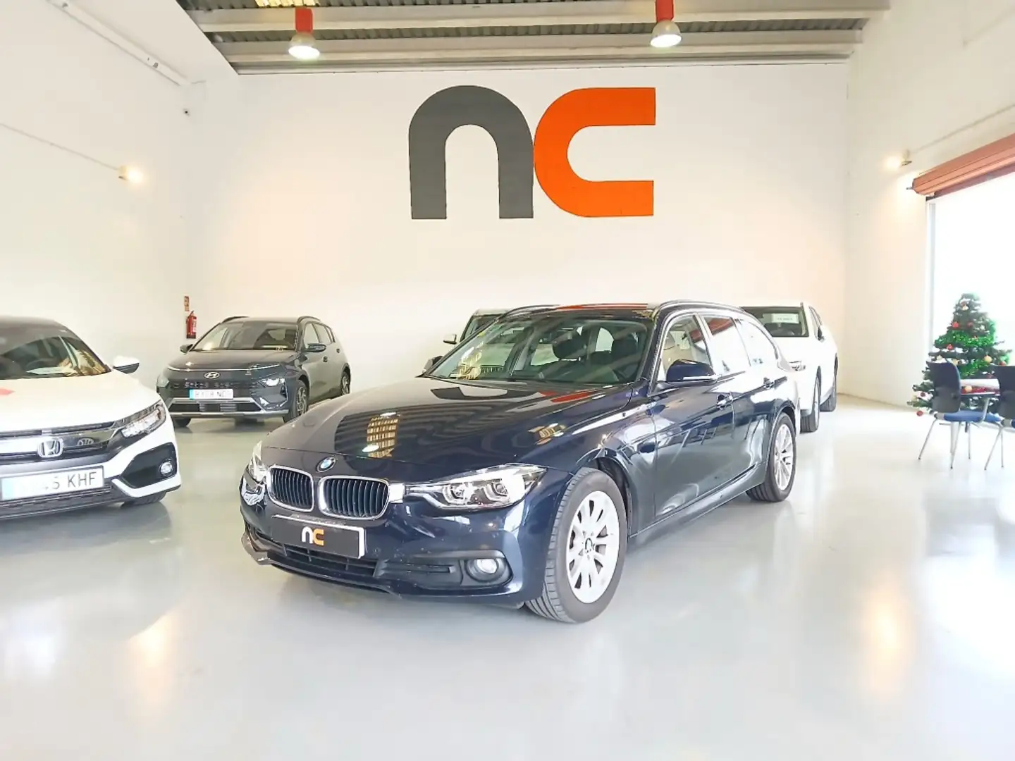 BMW 318 318dA Touring Azul - 1