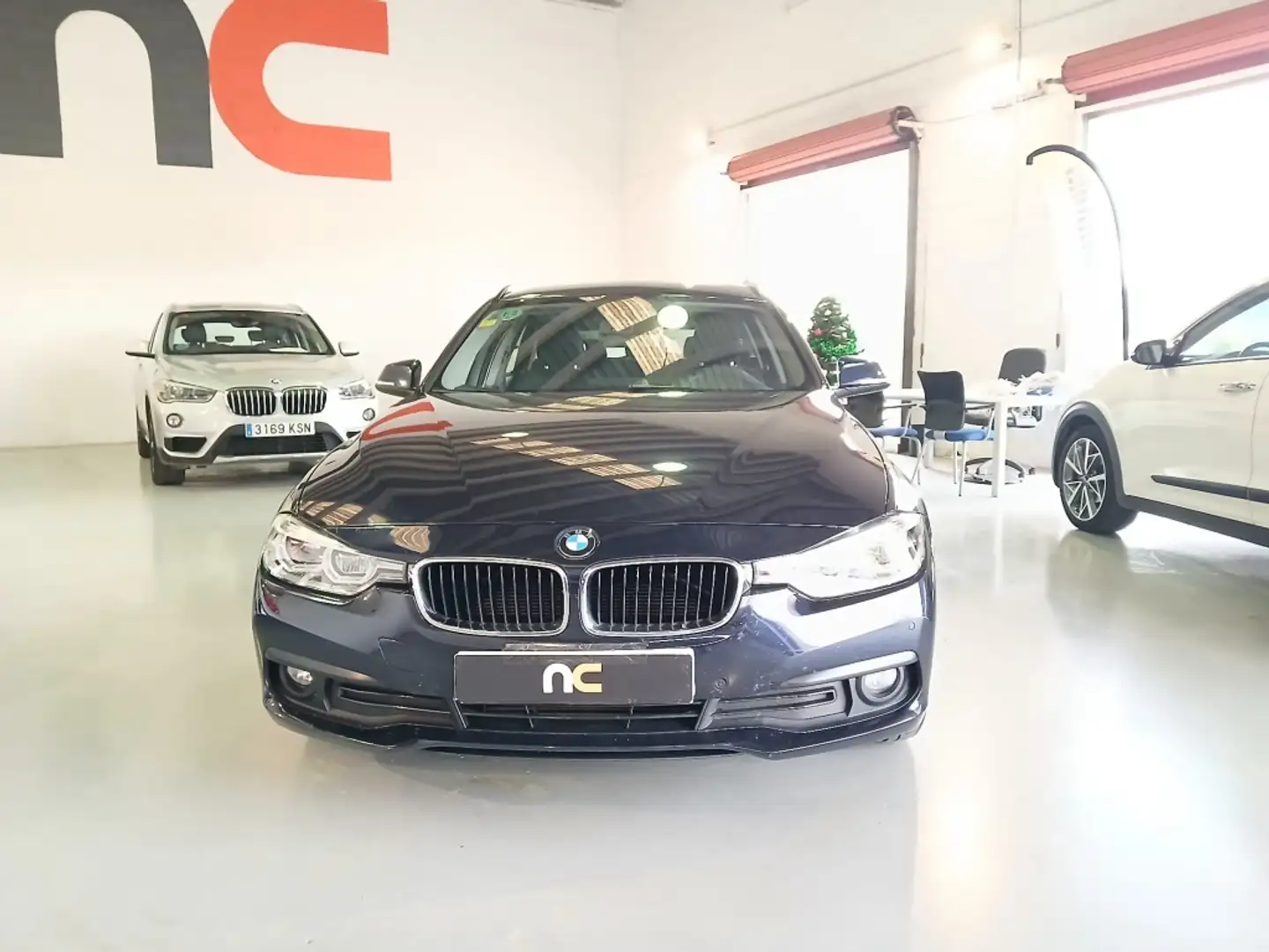 BMW 318 318dA Touring Azul - 2