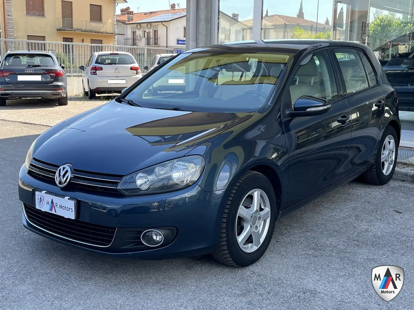 Volkswagen Golf Golf 5p 2.0 tdi Highline 140cv Gris - 1