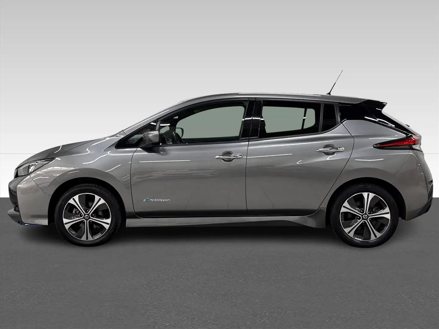 Nissan Leaf ELECTRIC E+ 62KWH TEKNA NAVI LEDER PDC TEL CAMERA Grijs - 2