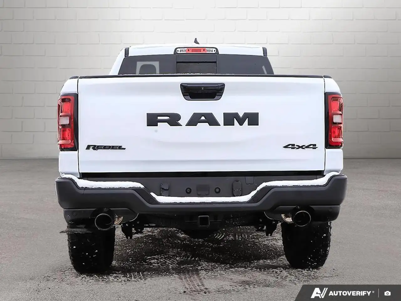 RAM 1500 снимка RAM 1500