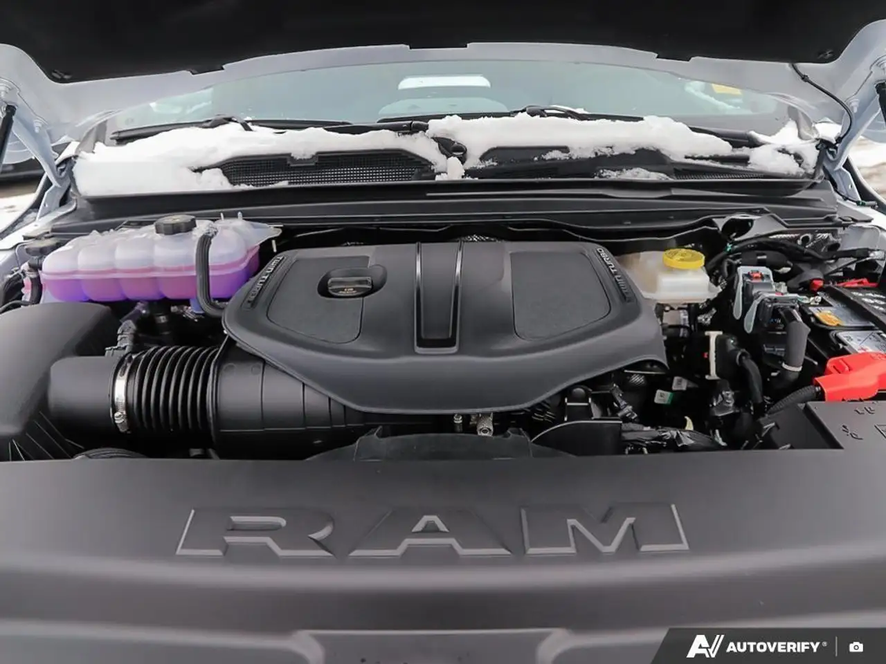 RAM 1500 снимка RAM 1500