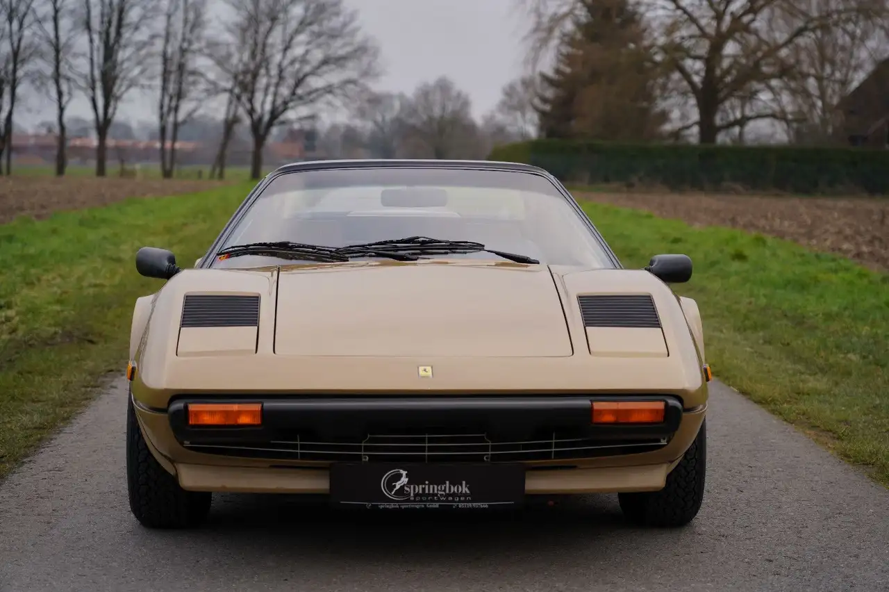 Ferrari 308 GTS Vergaserversion, foto 7