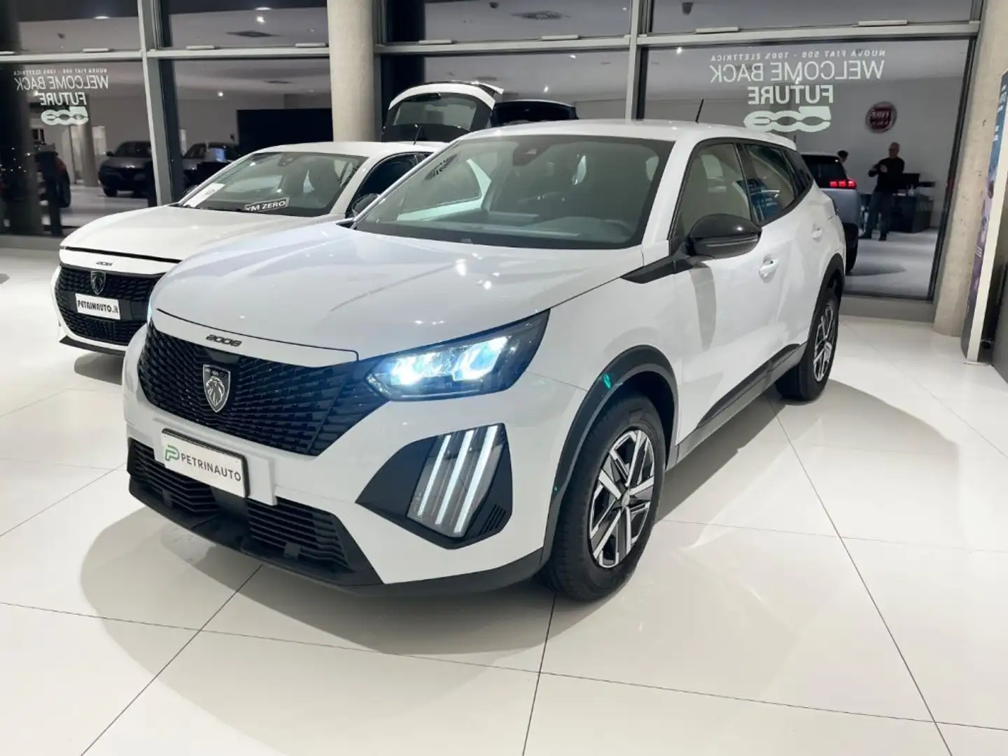 Peugeot 2008 STYLE 1.2 100cv S&S Km.Zero Bianco - 1