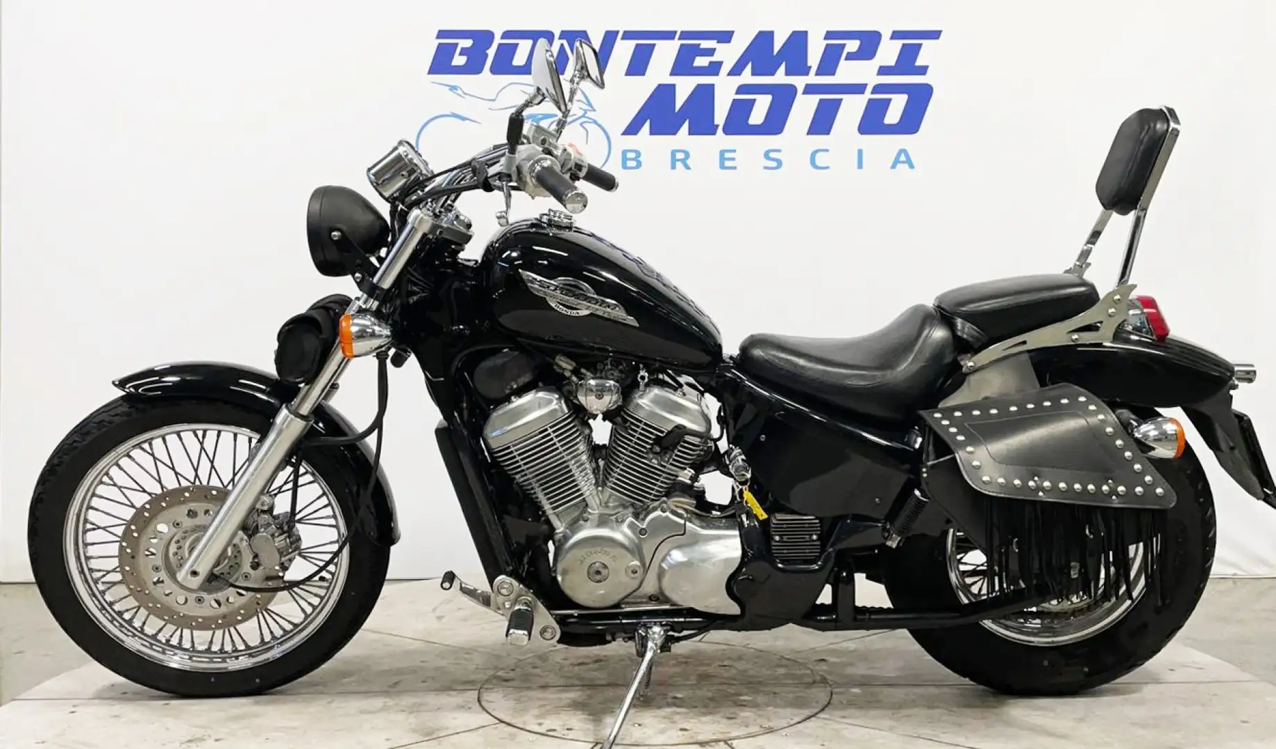 Honda Shadow 600 1996 + BORSE LATERALI IN CUOIO + SCHIENALE Nero - 2