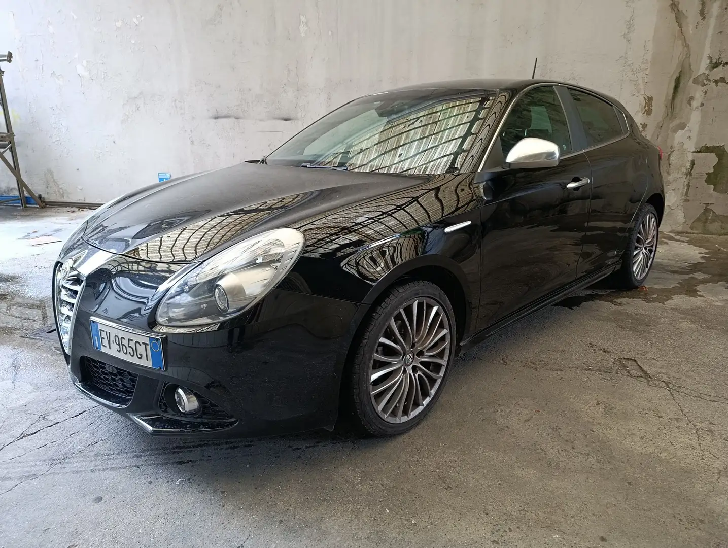 Alfa Romeo Giulietta 1.6 jtdm Progression Negro - 1
