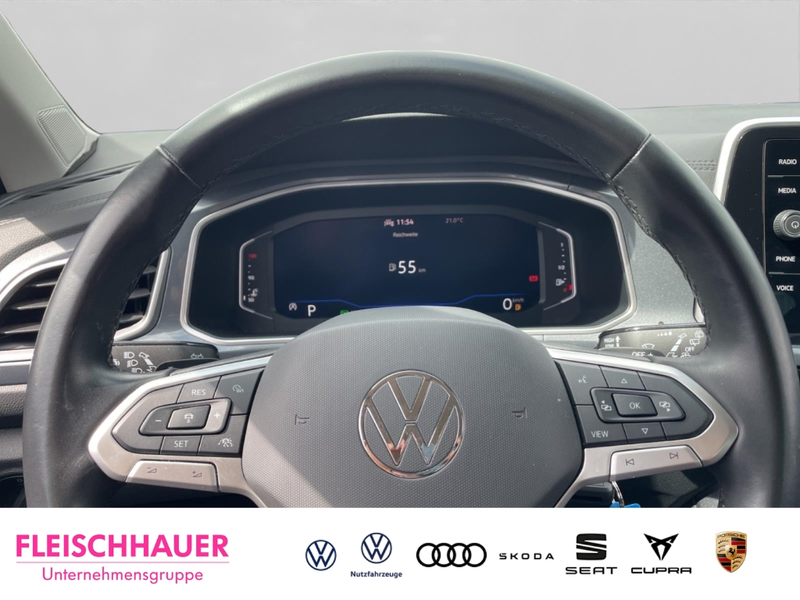 Volkswagen T-Roc Style 1.5 TSI DSG RFK ergoActive IQDrivePaket IQLi — photo 14