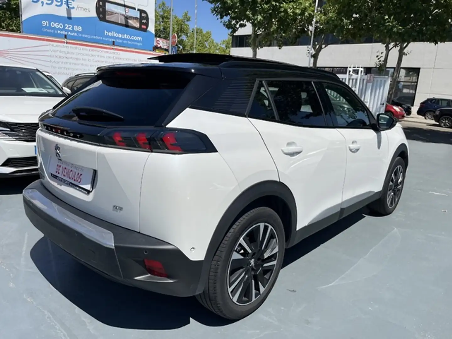 Peugeot 2008 GT Pack Eléctrico 100kW Blanc - 2