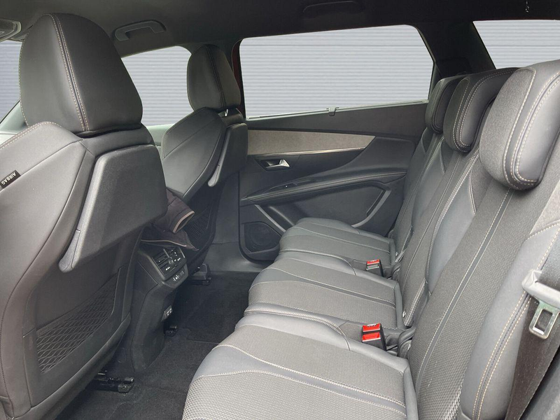 Peugeot 5008 1.2 PureTech GT EAT8 7-Si+Navi+AHK+SHZ+R-Kam+ — photo 12