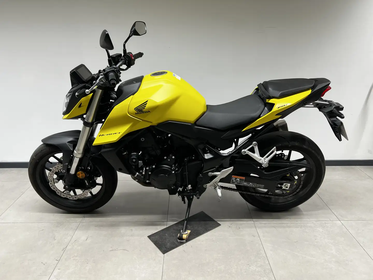Honda Hornet Jaune - 1