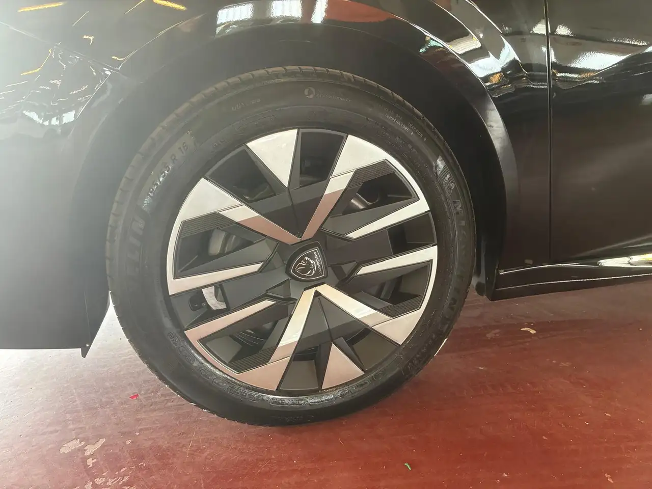 Peugeot 208 1.2 PureTech Style 15