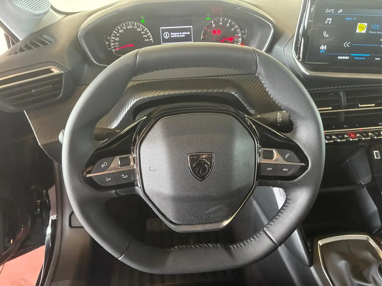 Peugeot 208 1.2 PureTech Style 9