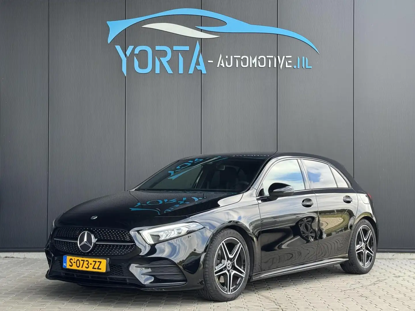 Mercedes-Benz A 180 AUTOMAAT AMG STYLING*CAMERA*NIGHT PAKKET* Negro - 1