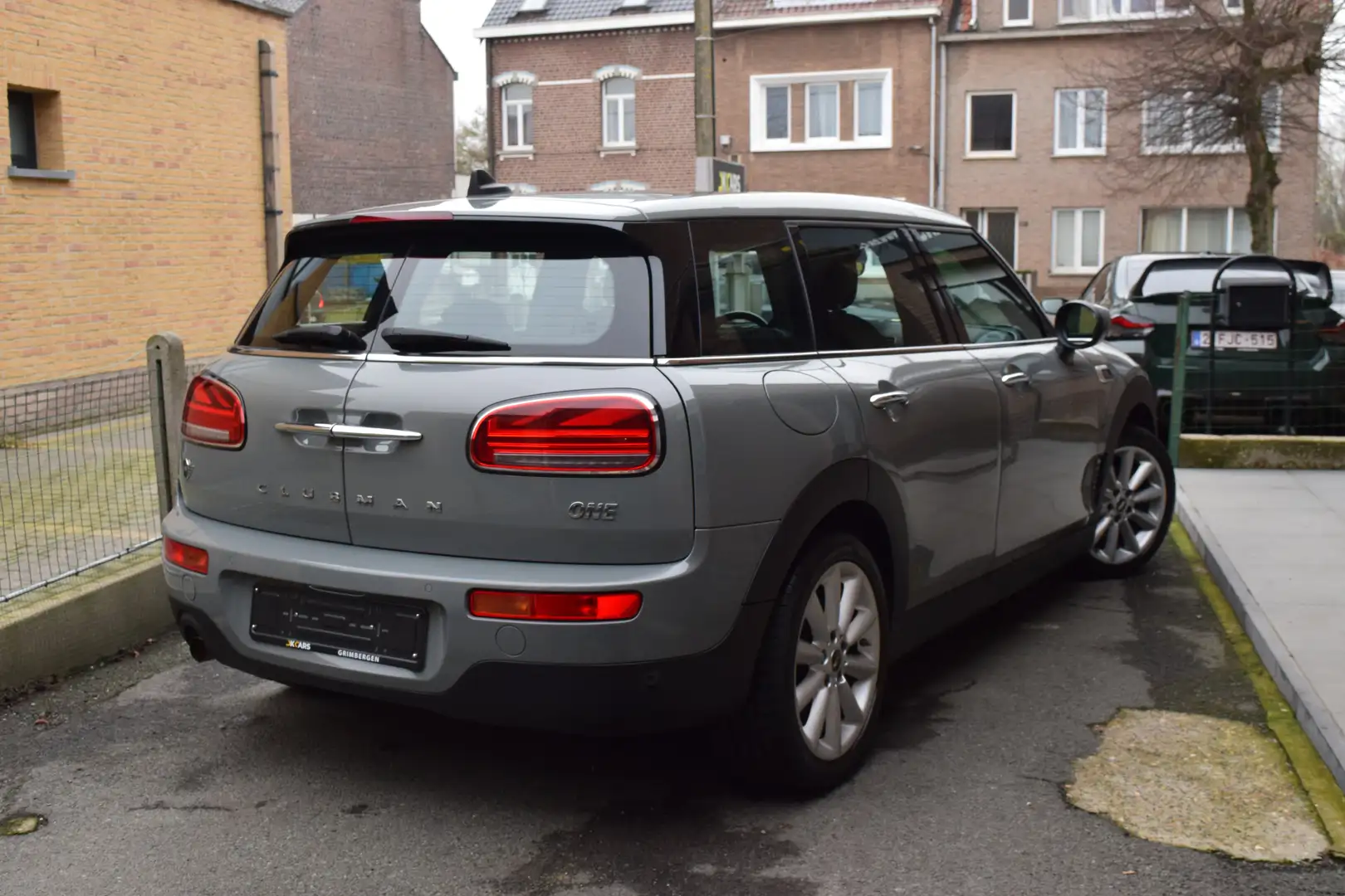 MINI One Clubman 1.5iA - NAVI / LED / APPLE CARPLAY / CR-CONTR Gris - 2
