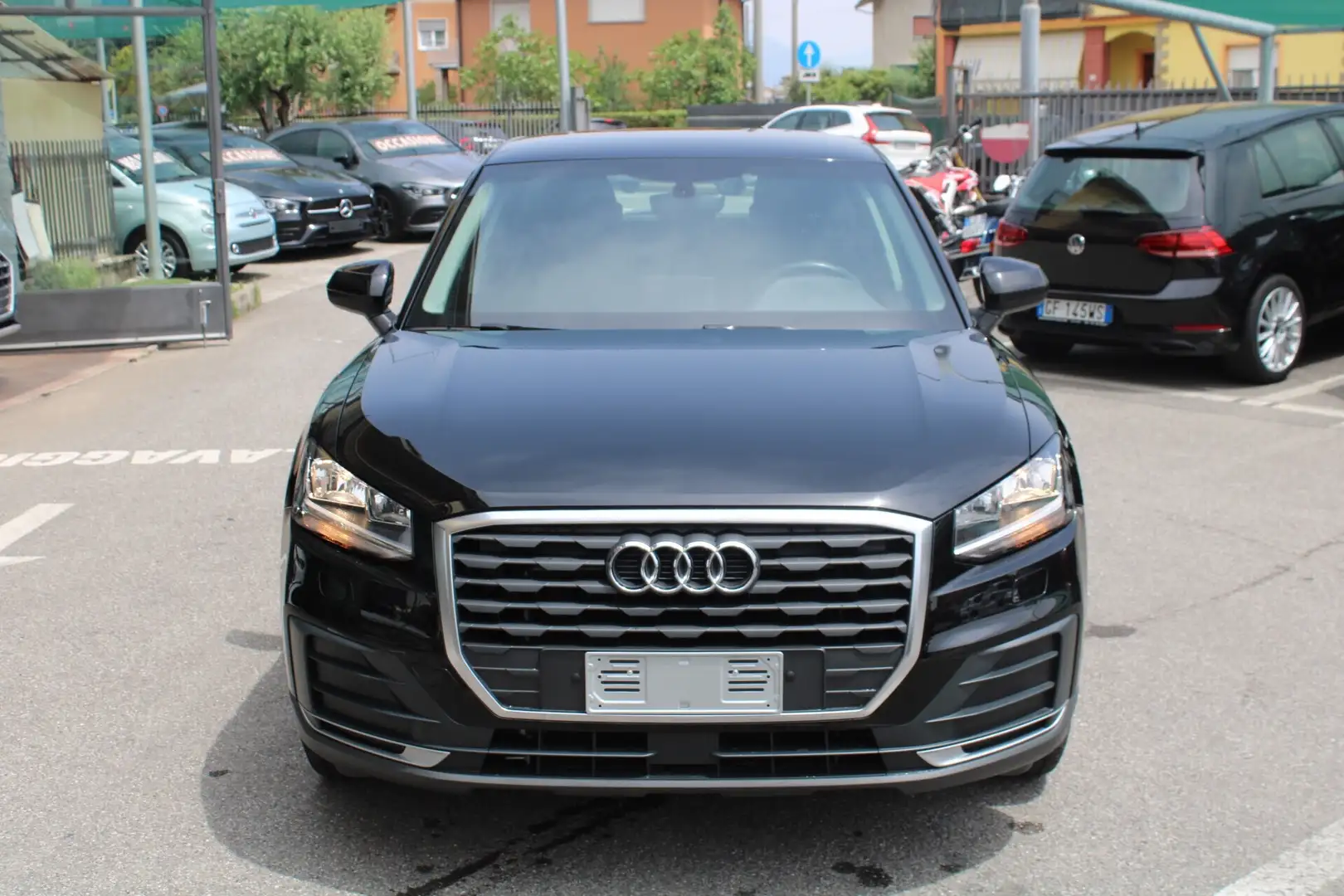 Audi Q2 30 TFSI 116CV S-tronic Business Nero - 2