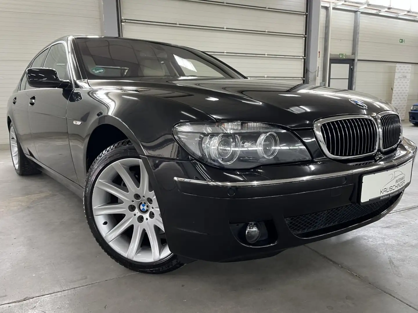 BMW 750 i DEUTSCH LEDER/BEIGE NIGTH VISION ROLLO 19ZOLL SH Schwarz - 1