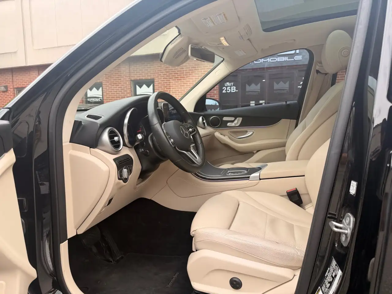 Mercedes-Benz GLC photo Mercedes-Benz GLC