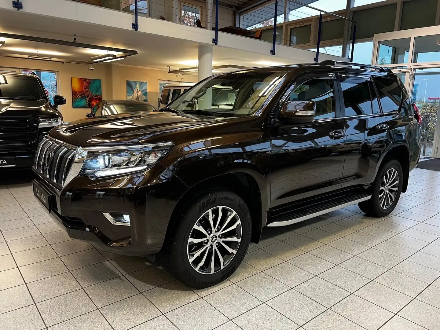 Toyota Land Cruiser 150 - TEC EDITION-DVD RSE-7 SEAT-44.490,- Brun - 1