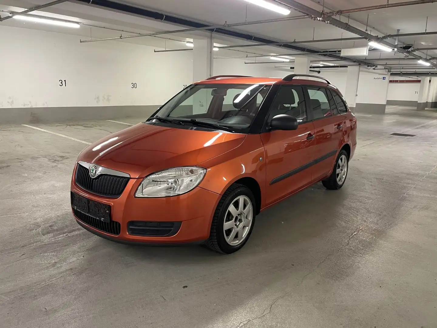 Skoda Fabia Combi Cool Edition Orange - 2