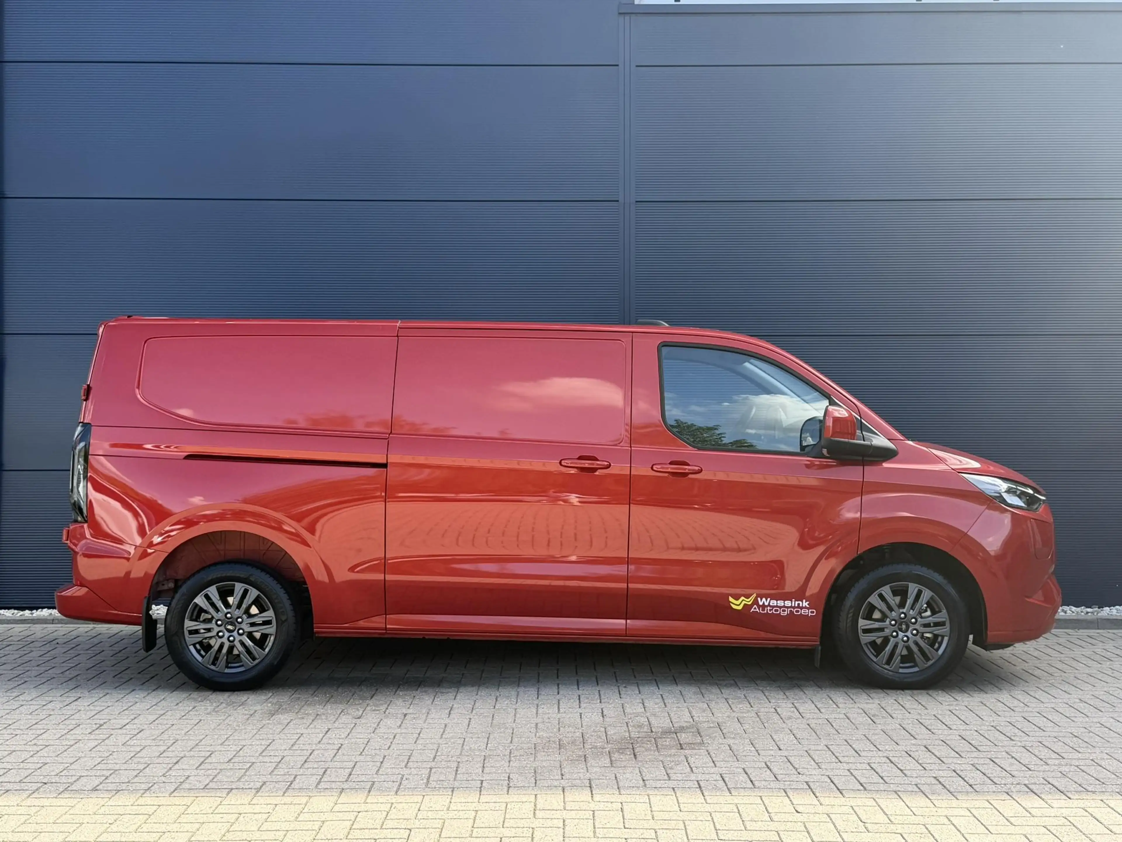 Ford Transit Custom 320 2.5 PHEV L2H1 Limited | Achteruitrijcamera | D — photo 3