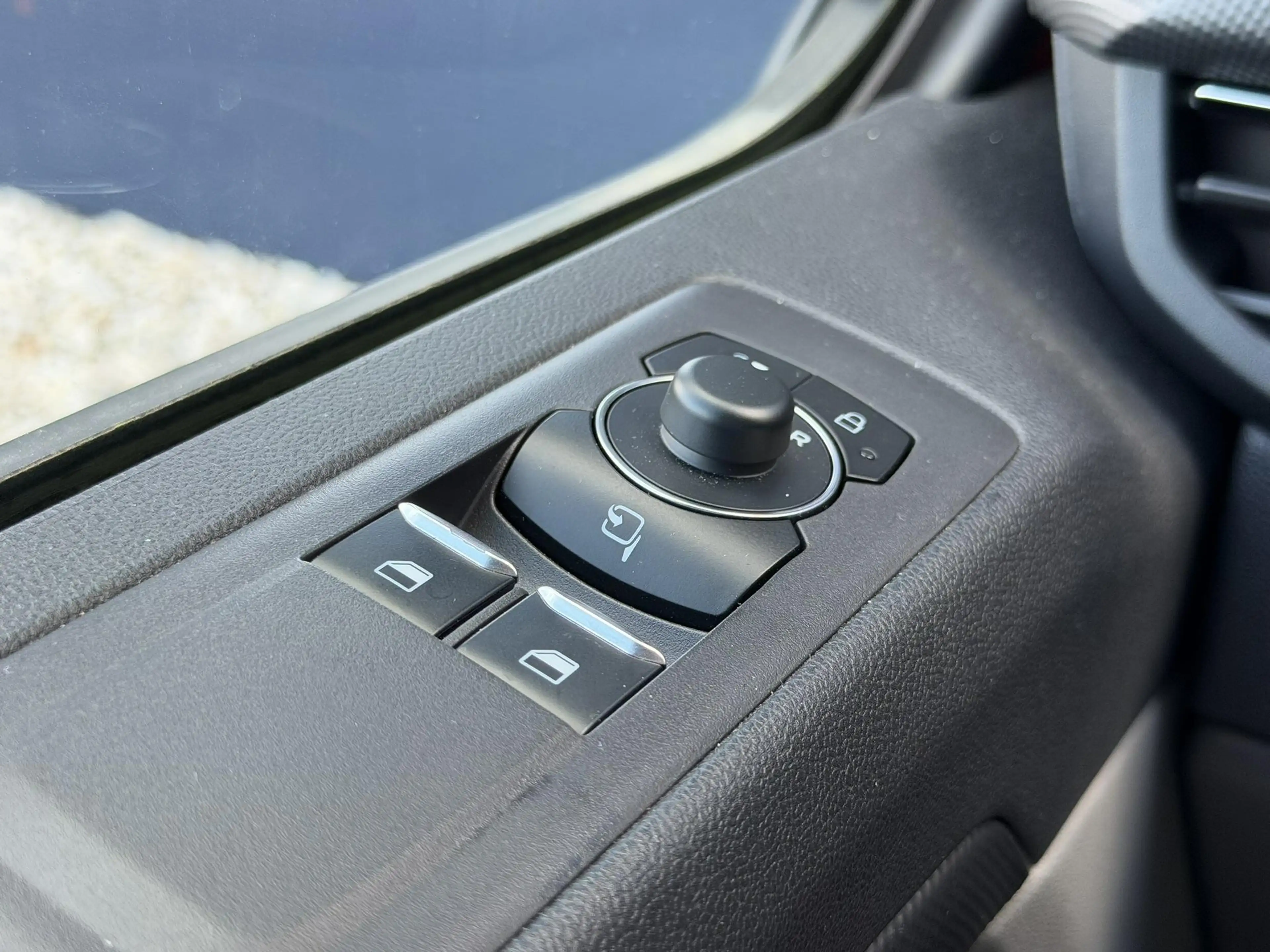 Ford Transit Custom 320 2.5 PHEV L2H1 Limited | Achteruitrijcamera | D — photo 14
