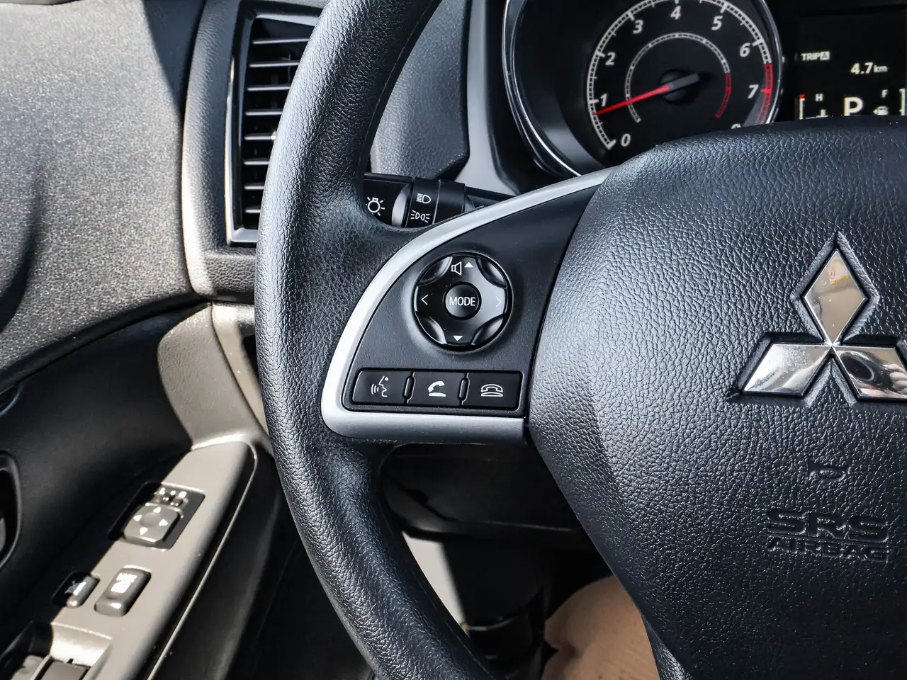 Mitsubishi RVR снимка Mitsubishi RVR