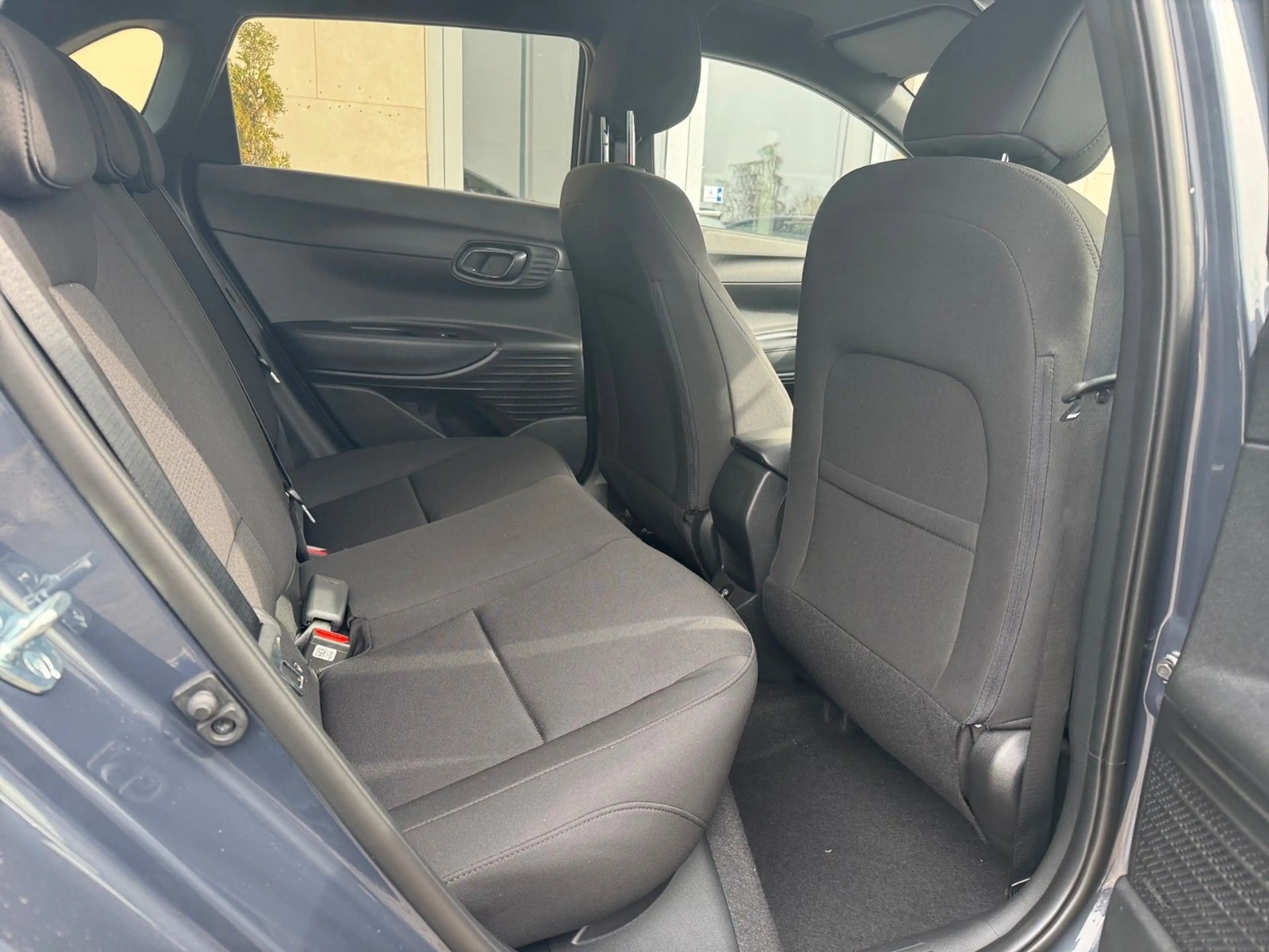 Hyundai i20 Blackline — photo 14