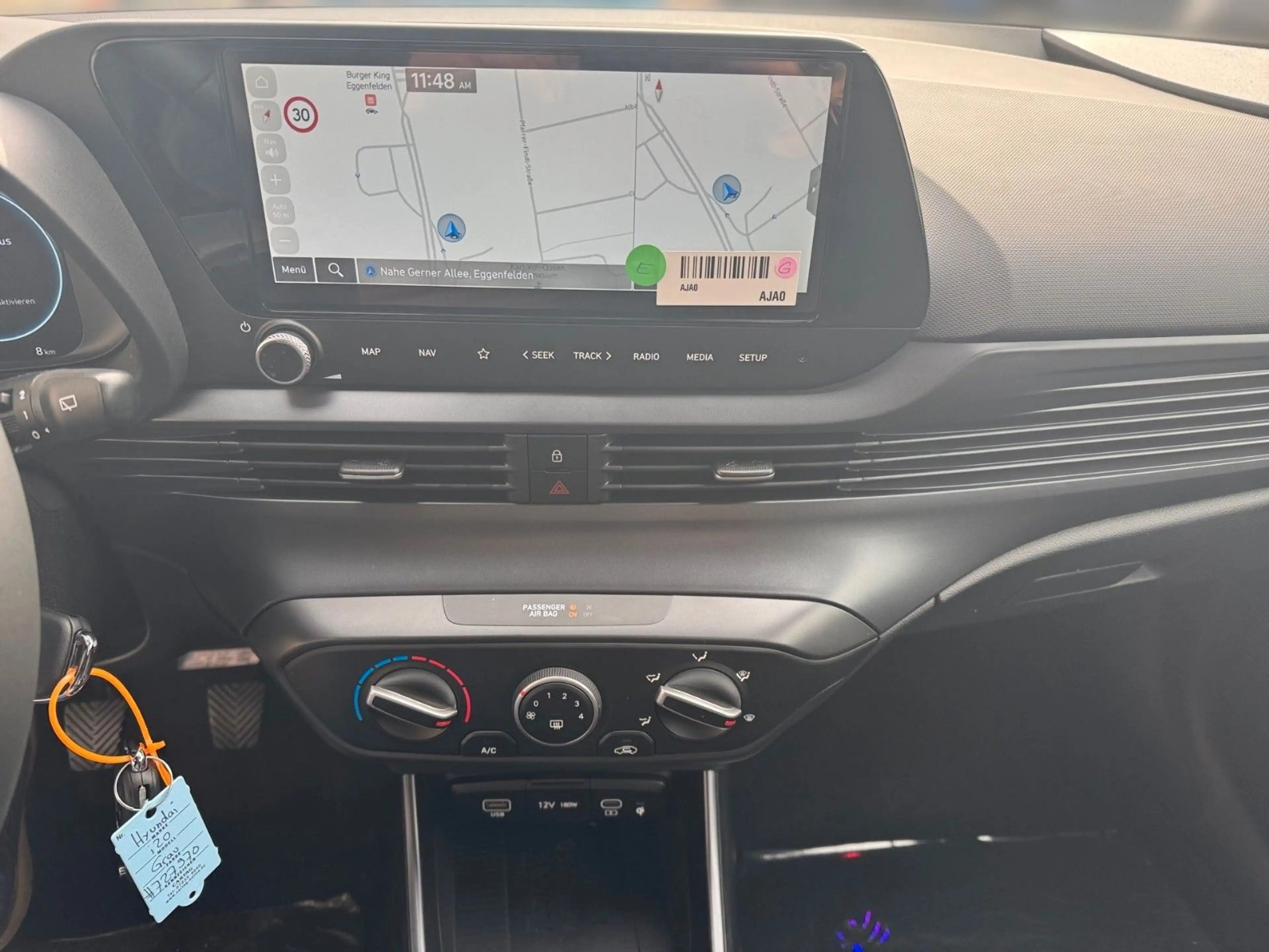 Hyundai i20 Blackline — photo 9
