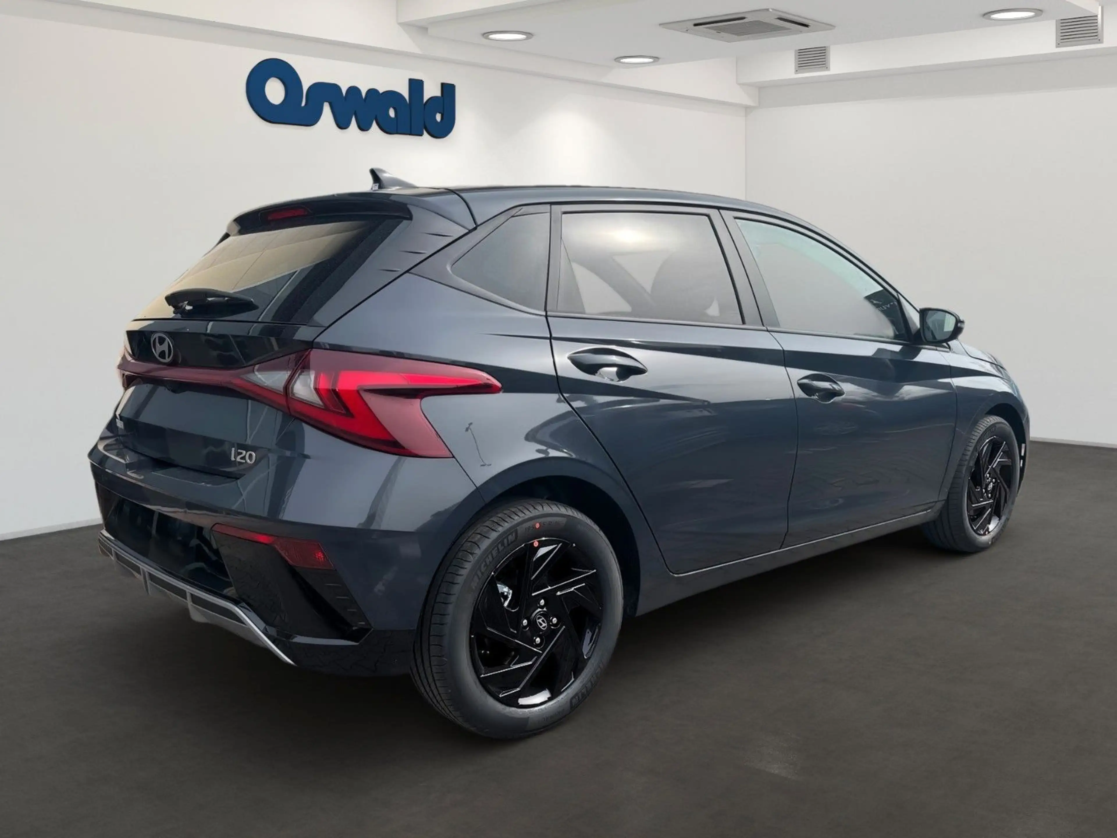 Hyundai i20 Blackline — photo 3