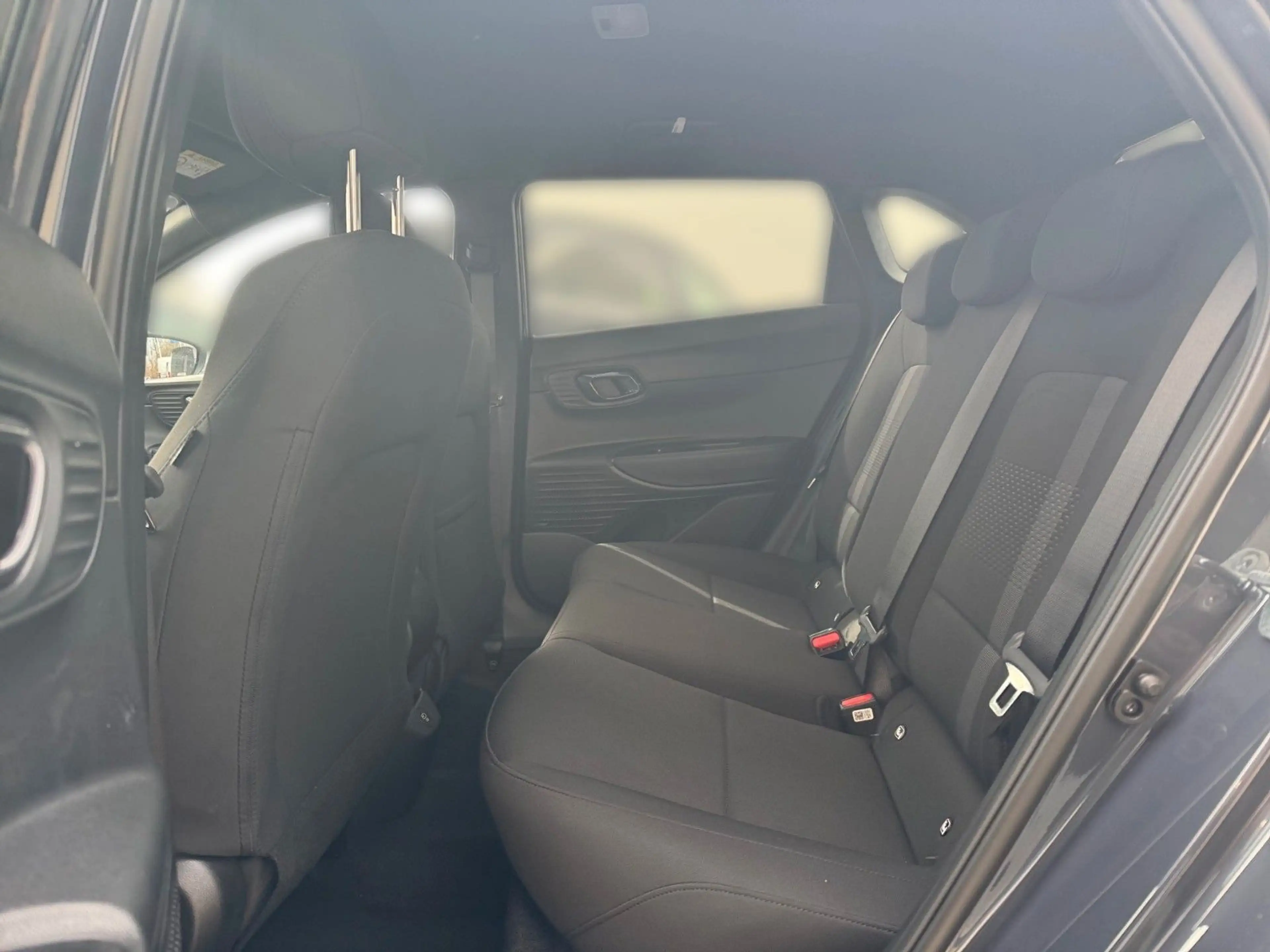 Hyundai i20 Blackline — photo 11