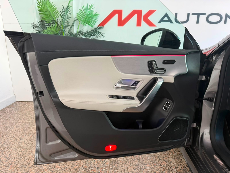Mercedes-Benz CLA 250 AMG Night-Paket Pano Kamera Sportauspuff — photo 10
