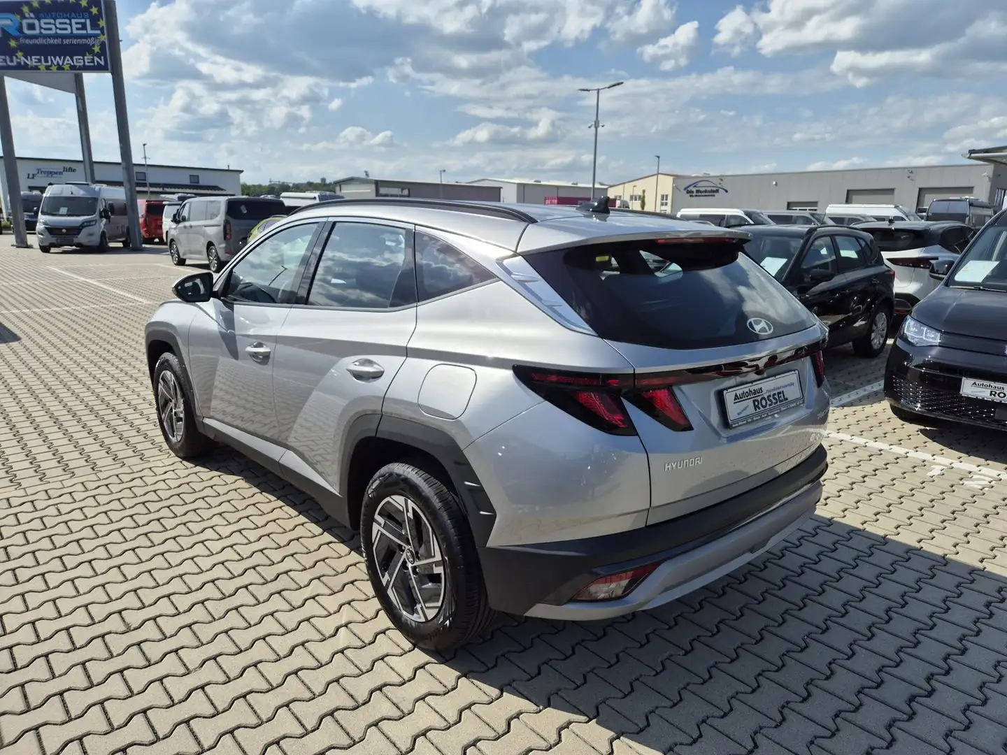 Hyundai TUCSON 1.6 T- GDI Edition 4ALL Navi 17" Alu Navi Silber - 2