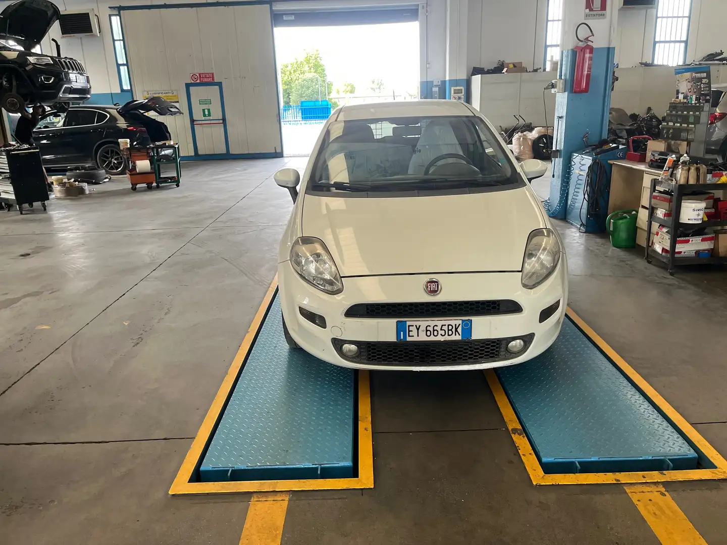 Fiat Grande Punto Grande Punto 1.3 MJ AUTOCARRO E 5 PER COMMERCIANTI Bianco - 1