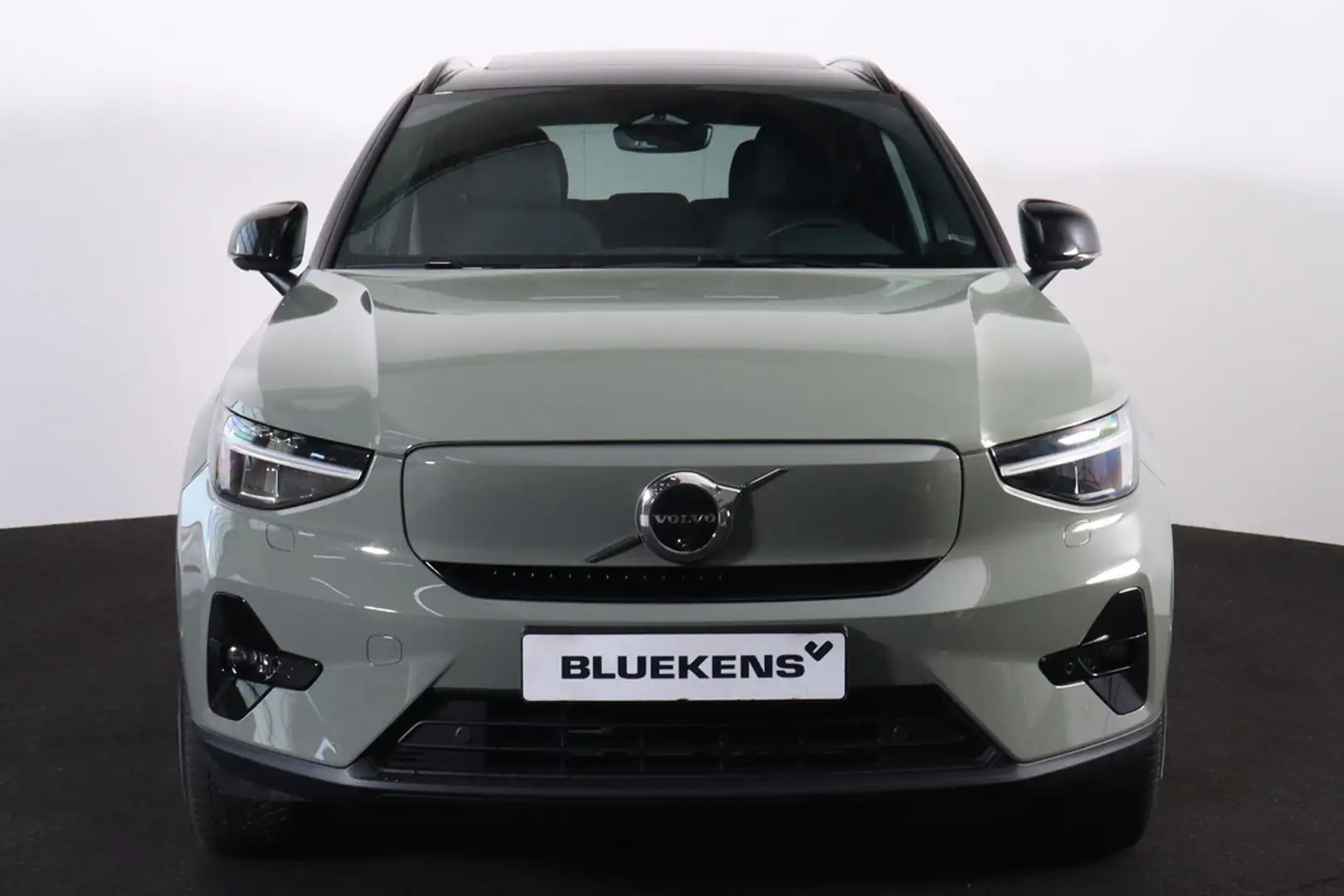 Volvo XC40 Extended Range Ultimate 82 kWh - Panorama/schuifda Verde - 2
