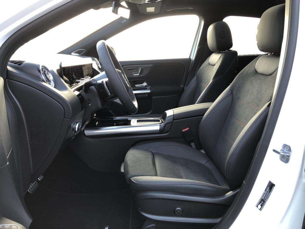 Mercedes-Benz GLA 220