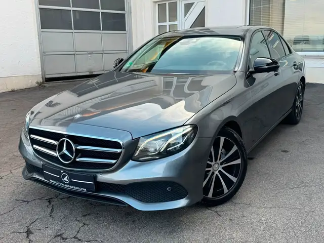 Mercedes-Benz E 220 E220d Lim. 360° SCHIEBEDACH CARPLAY LED HUD TEMP