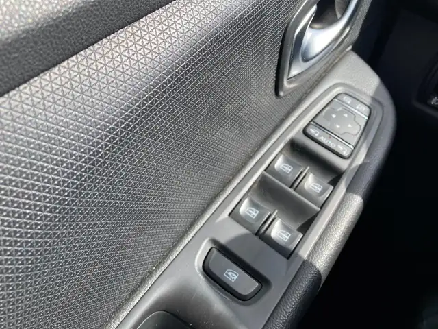 Renault Clio view 17