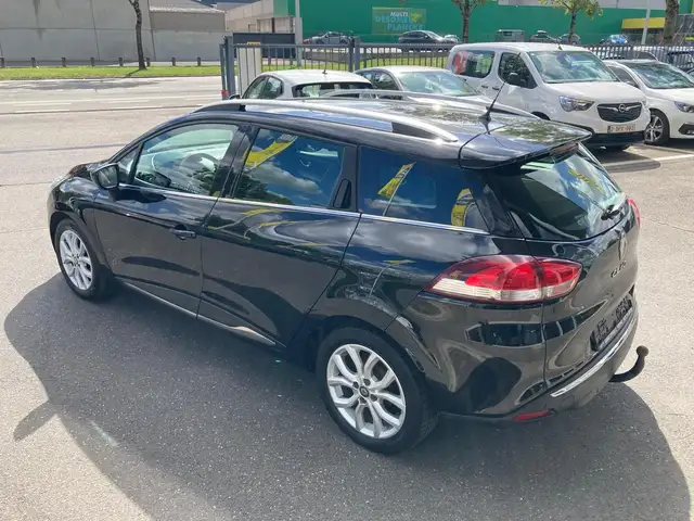 Renault Clio view 5