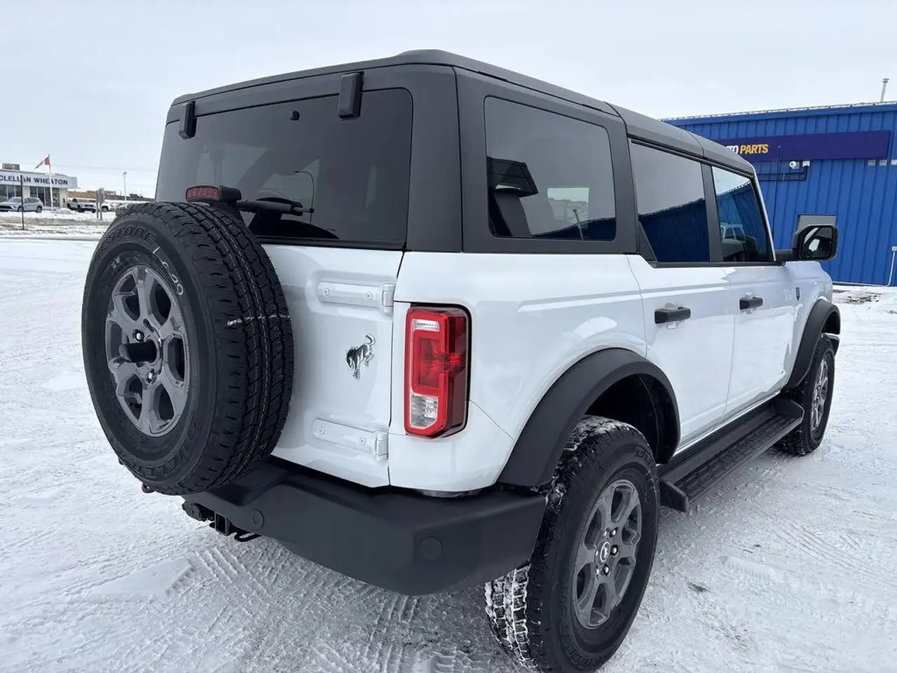 Ford Bronco снимка Ford Bronco