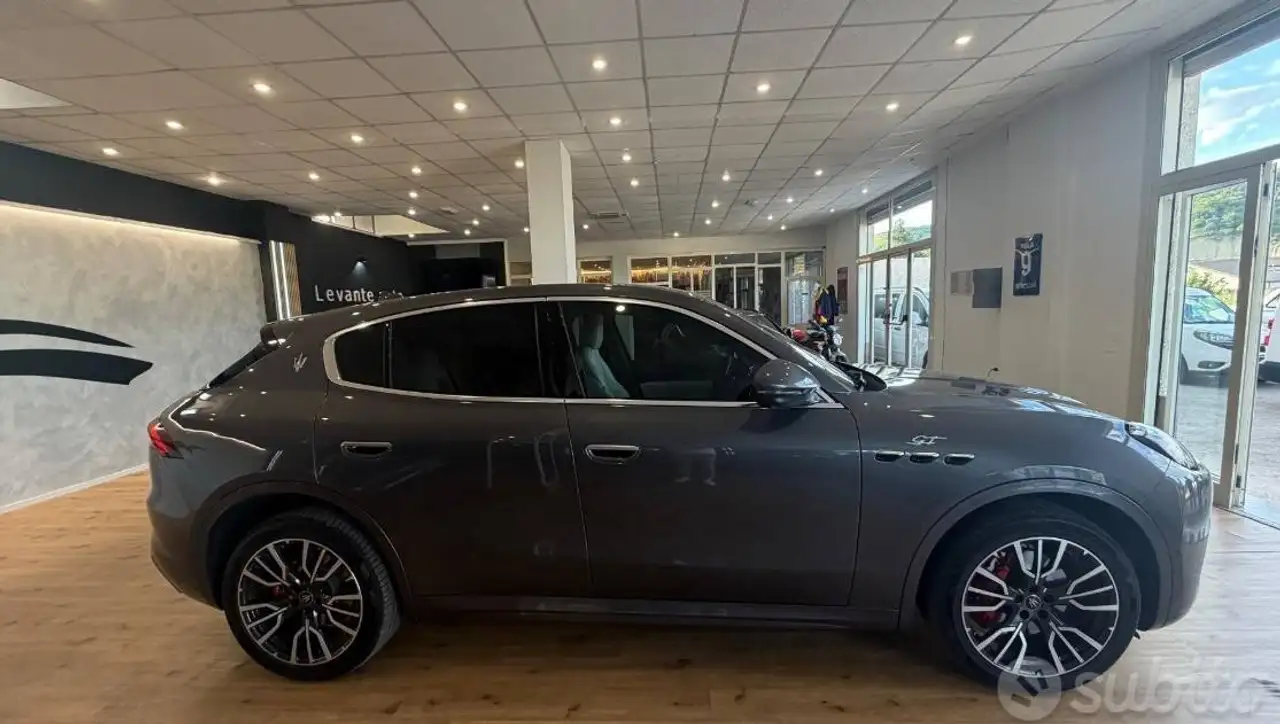 Maserati Grecale 2023