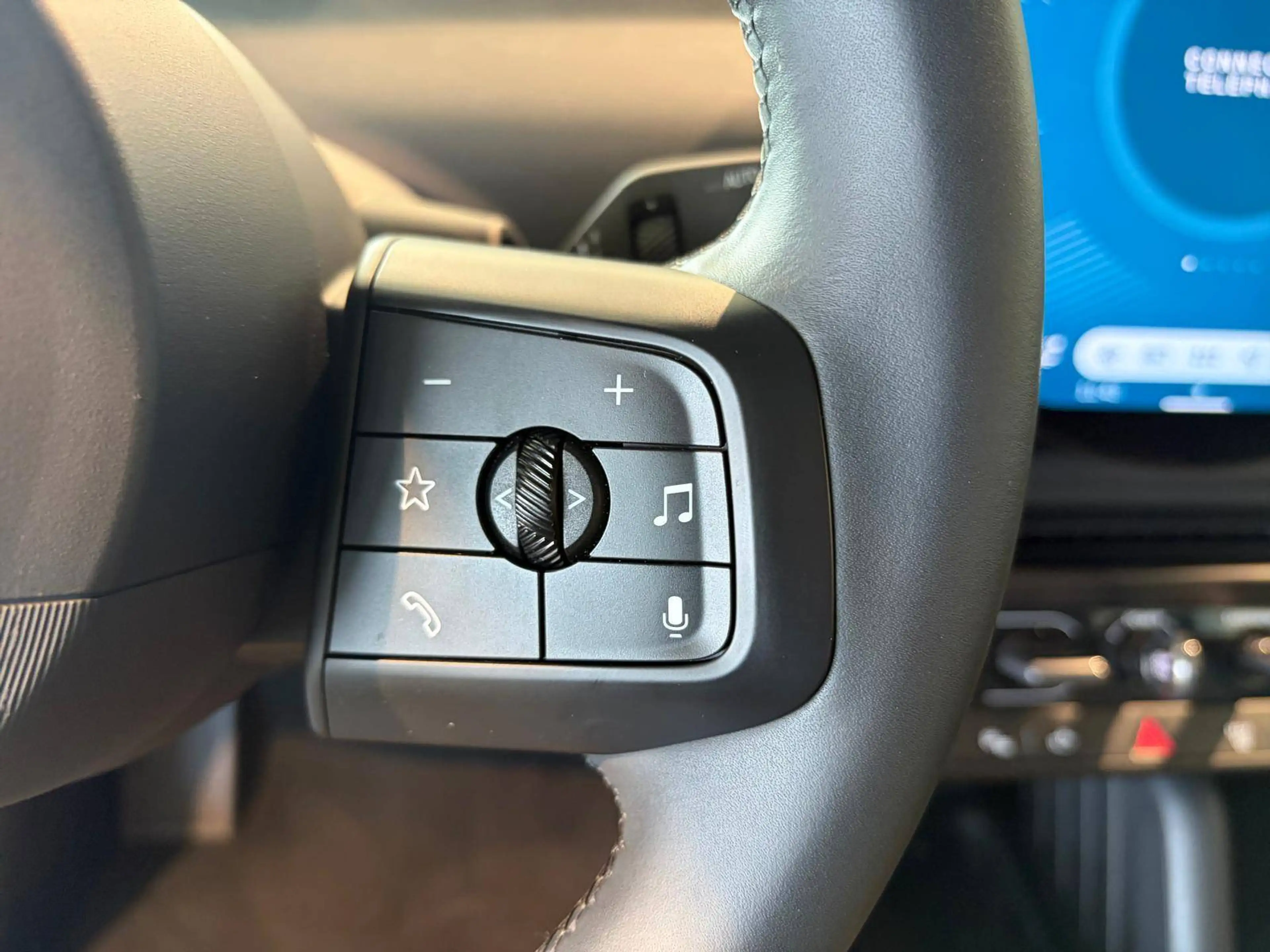 MINI Cooper SE e-Mini 54.2 kWh / LEDS / CAMERA / CAR-PLAY — photo 15