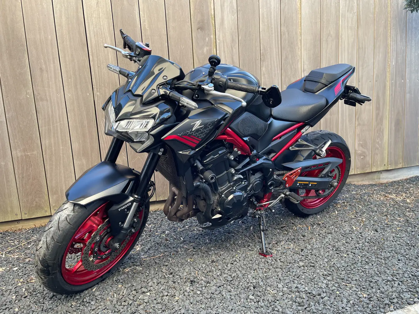 Kawasaki 900 Z Negru - 2