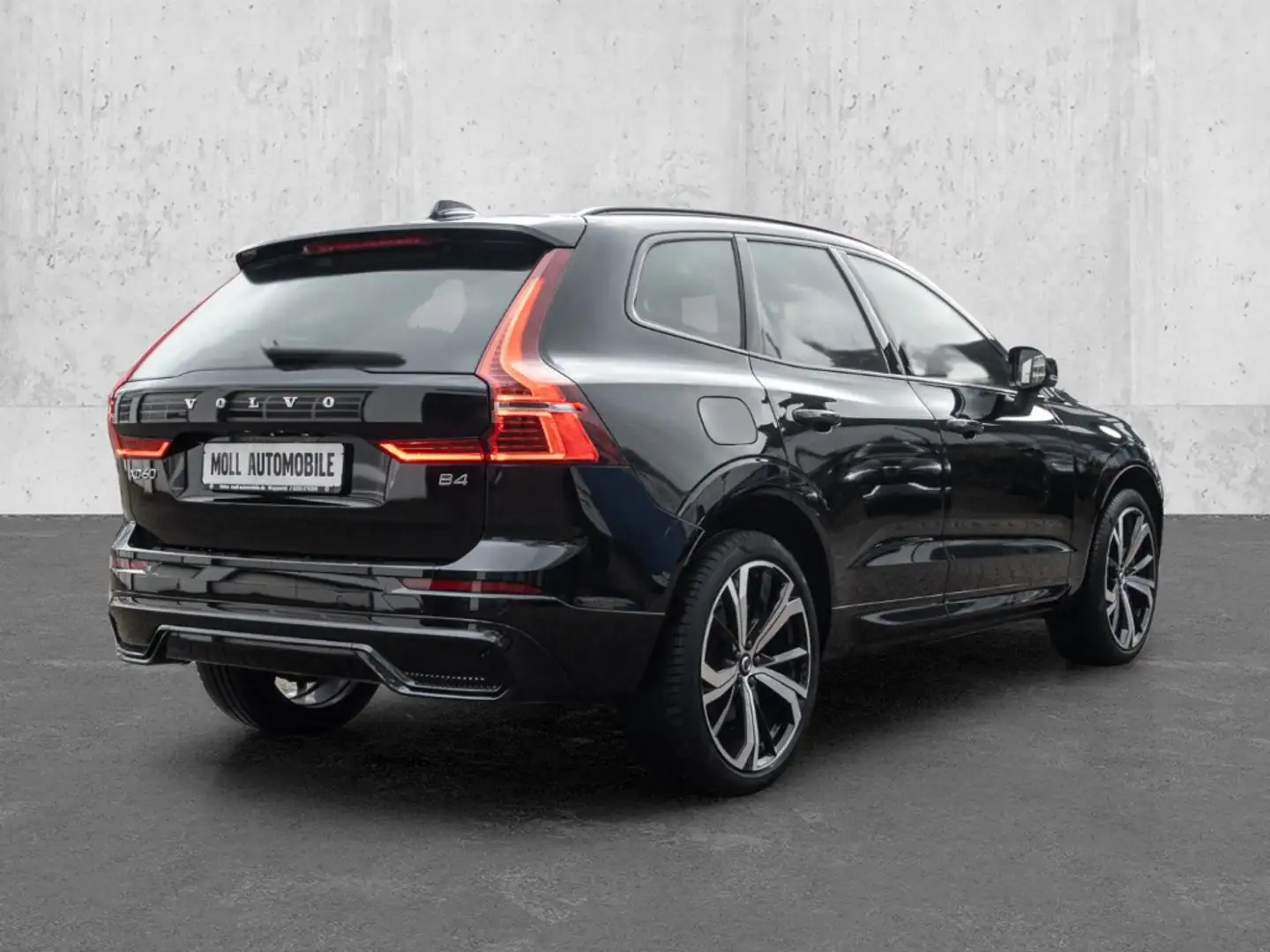 Volvo XC60 R-Design 2WD AHK El. Panodach Leder Digitales Cock Schwarz - 2