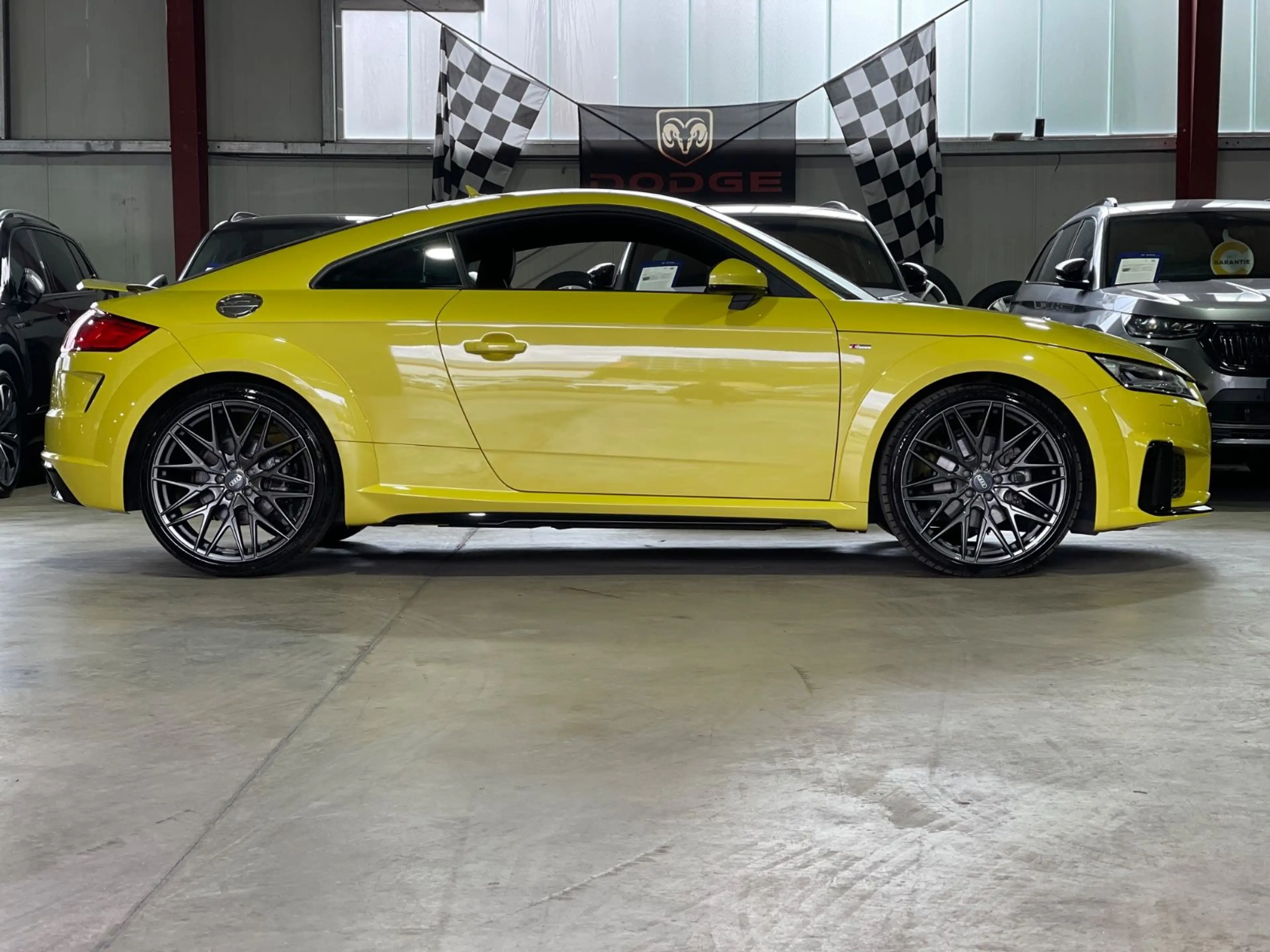 Audi TT Coupe 40 TFSI+S-Line+SHZ+Spoiler+1 J. Garantie — photo 6