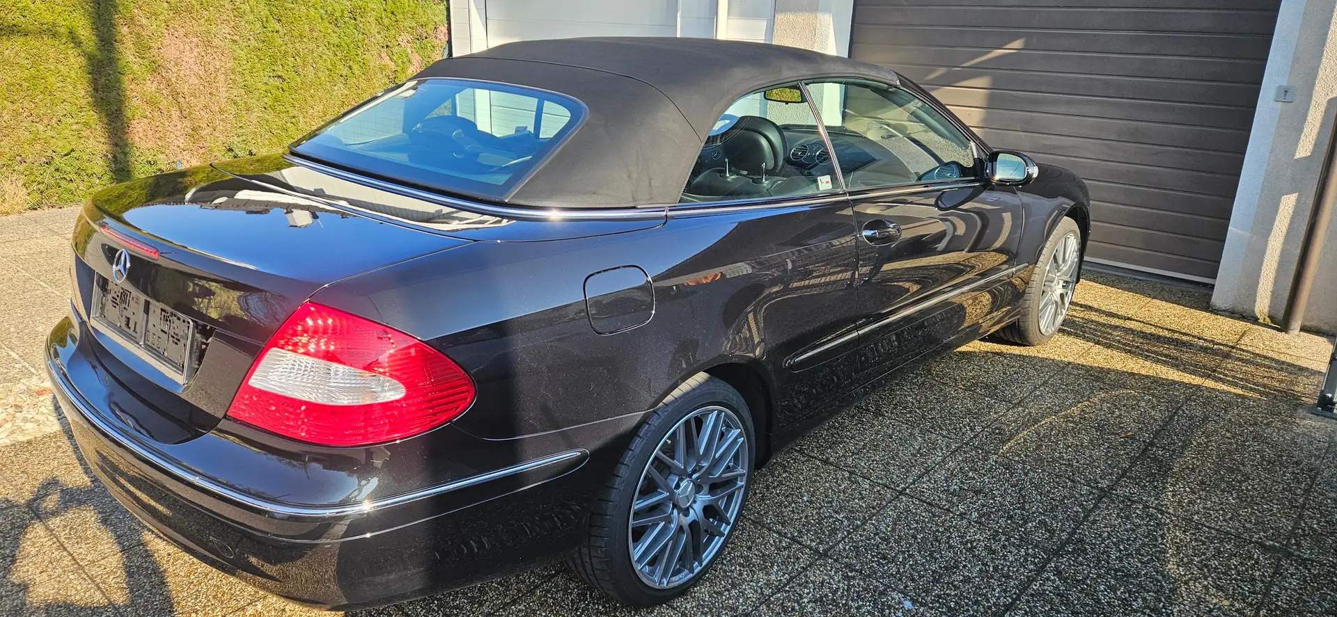 Mercedes-Benz CLK 200 CLK 200 Kompressor Cabrio Elegance Aut. Elegance Schwarz - 1
