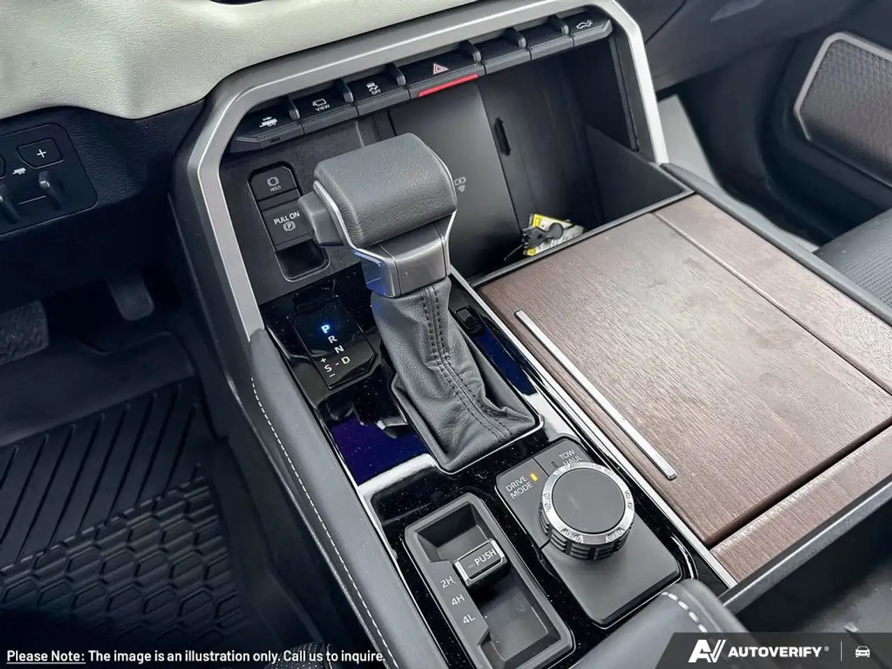 Toyota Tundra снимка Toyota Tundra