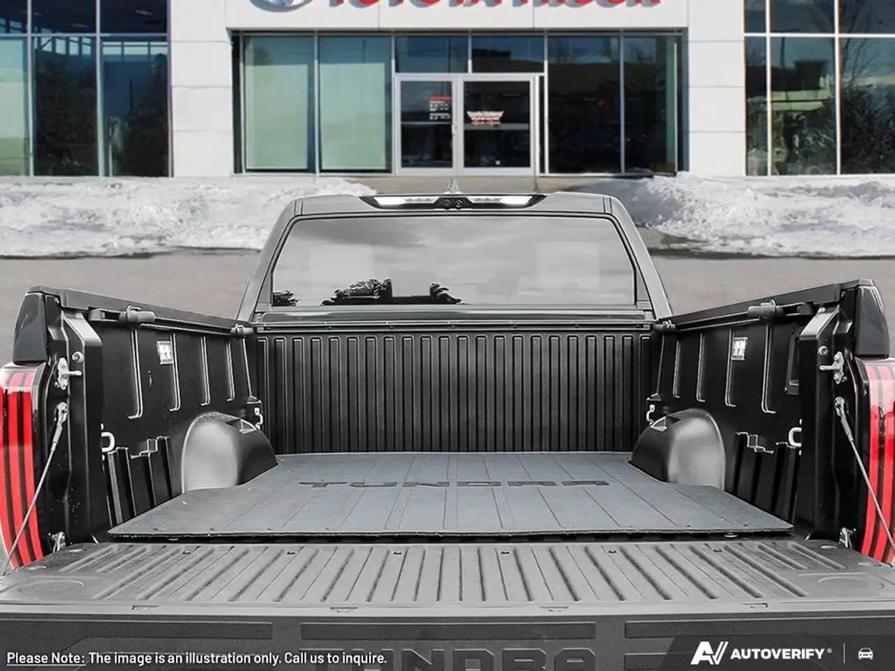 Toyota Tundra снимка Toyota Tundra