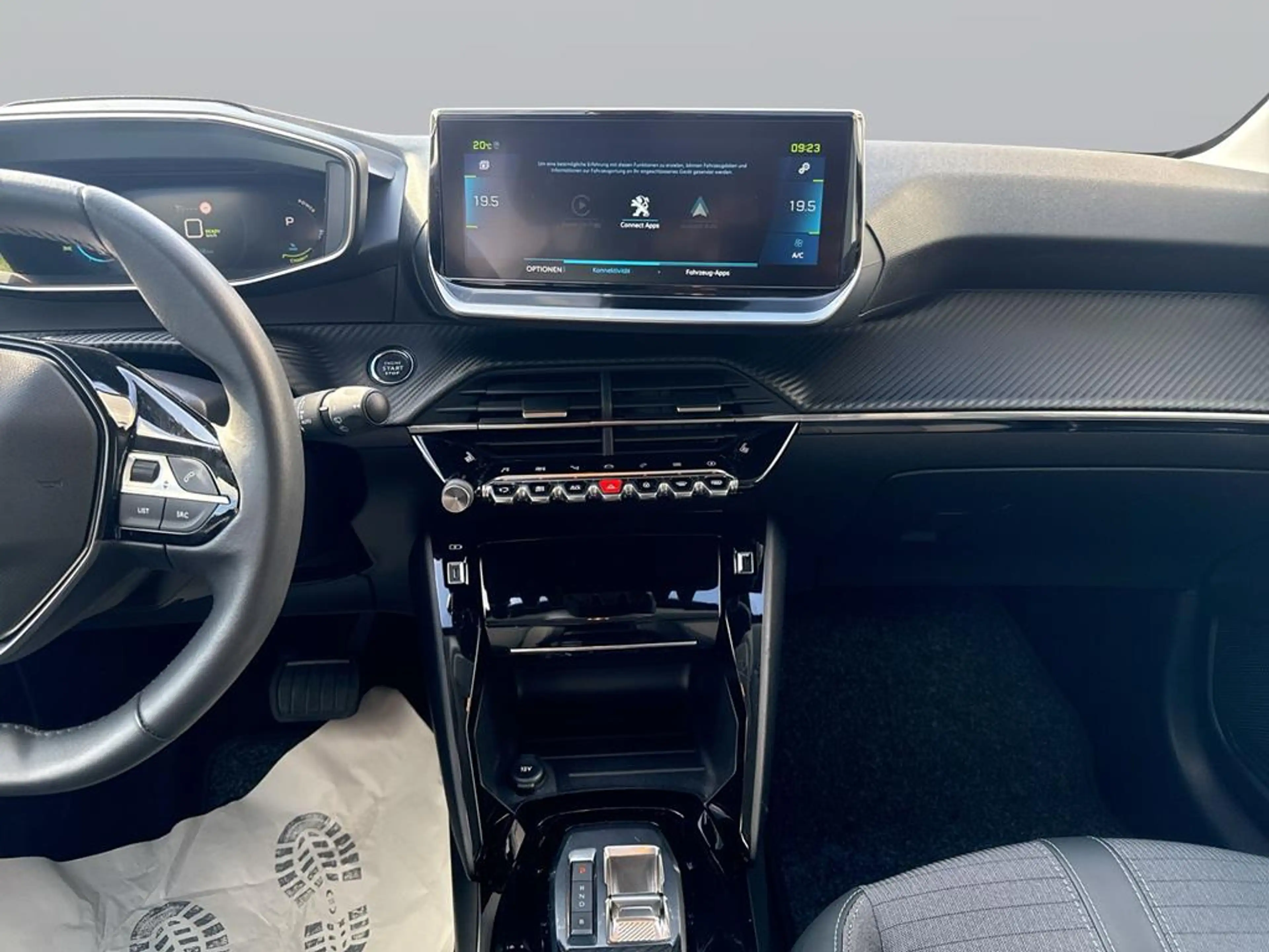 Peugeot 208 e-208 136 Allure Pack — photo 12